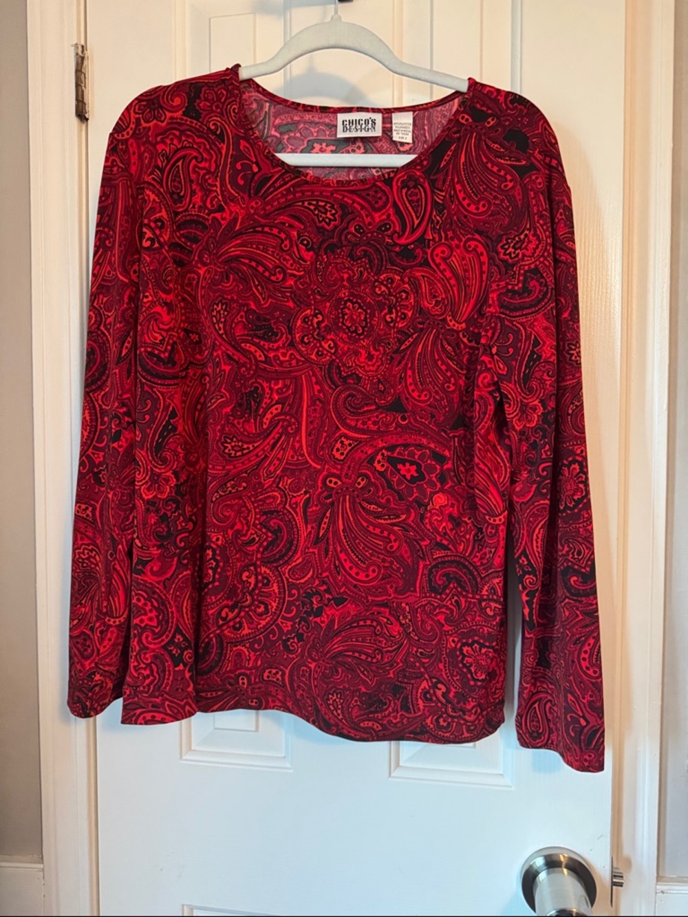 Chico's Red Paisley Long-Sleeve Tee (R)